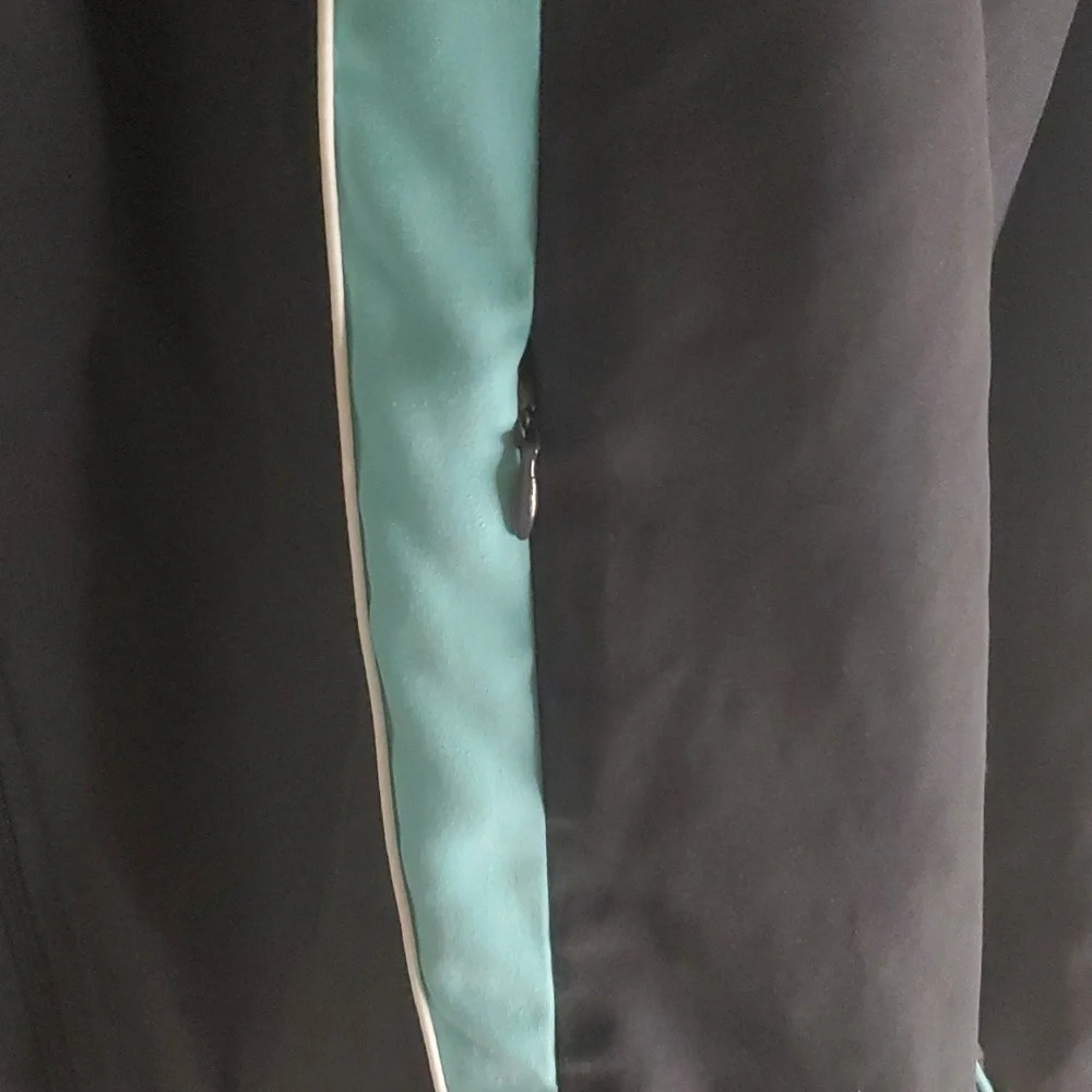 Green Tea Women's Athletic Windbreaker Full Zipper. Dark Grey and Teal - Picture 4 of 11